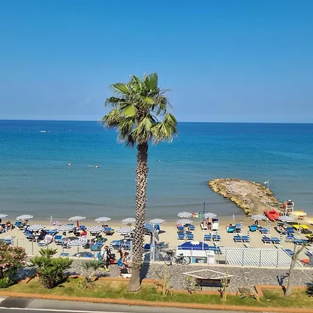 - Happy Apartment Laigueglia
