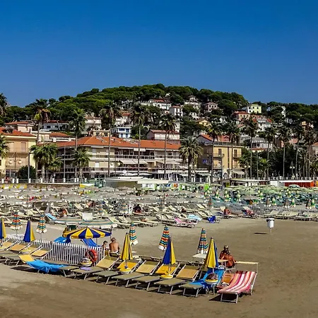 Beach, Seafront Sea-view Balcony - Happy Appartement