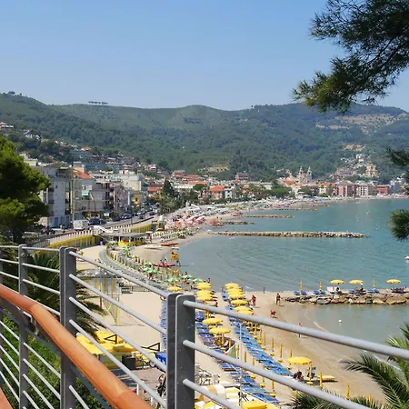 Beach, Seafront Sea-view Balcony - Happy Appartement *
