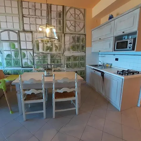 Appartement Beach, Seafront Sea-view Balcony - Happy *